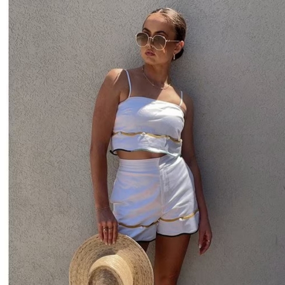 Antonio Melani x The Nat Note Zoe Scalloped Sateen Set. - Picture 3 of 14